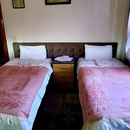 Marketti Guest house Vynohradiv